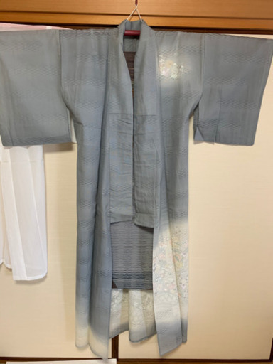 美品　値下げお買得　グレー３点セットタグ付き　購入価格総額70万　女性用着物