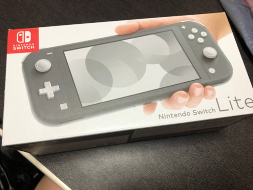 取引中お返事×   Switch Lite グレー新品未開封