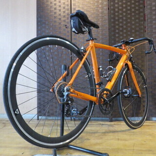 ■FUJI ROUBAIX CUSTOM フジ ルーべ カスタム 18速 オレンジ アルミフレーム シマノ SORA ロードバイク 自転車 札幌発の画像