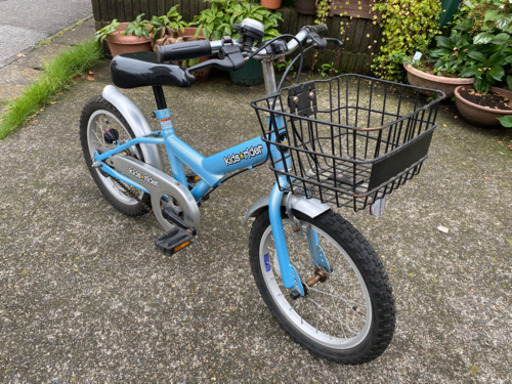 子ども用自転車 キッズバイク 16インチ 補助輪・ヘルメット付き