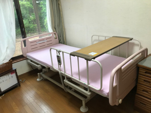 電動介護ベッド