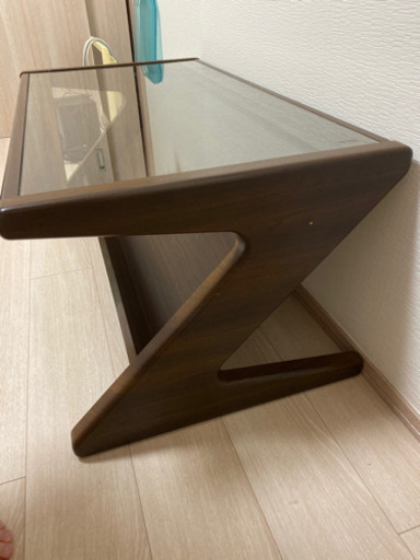 Z型ローテーブル