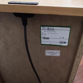 ベッドサイドテーブル 収納あり 電源タップ有りの画像