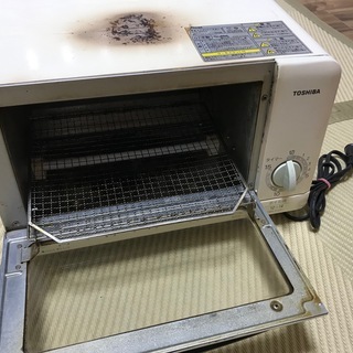 お譲り先決定！ありがとうございました！オーブントースターお譲りします。TOSHIBA製、トーストからホイル焼きまで♪の画像