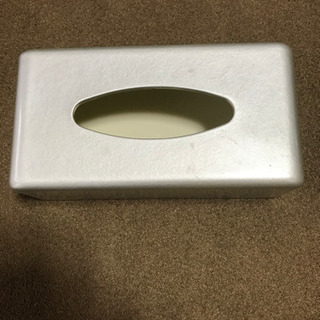 ティッシュケース　プラスチック製
