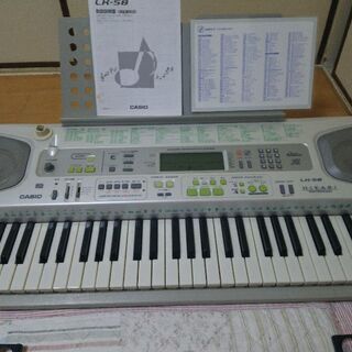 CASIO LK-58電子ピアノ付属品セット値下げしました。の画像