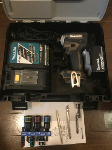 マキタ　インパクトドライバ　TD171 ソケット　ビットセット！