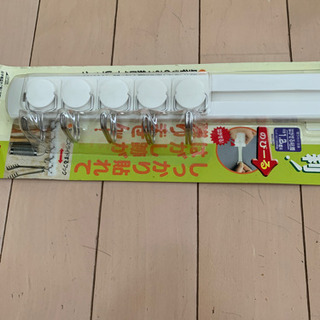 あら便利！5連フックはがせる粘着