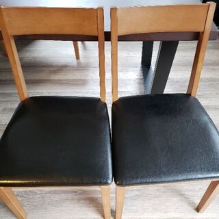 ダイニングチェア二脚