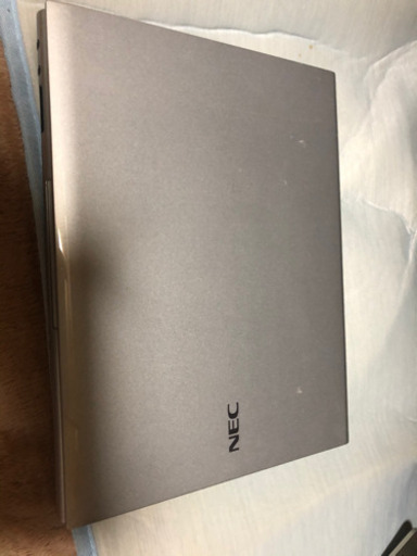 ノートパソコン　corei5 ssd 画面立ち上げ1分かかりません。