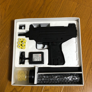 【取引中】新品未使用 メーカー不明 電動エアガン U.Z.