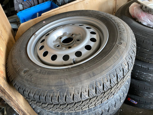 アルミ４本とスペア１本　175/80R15