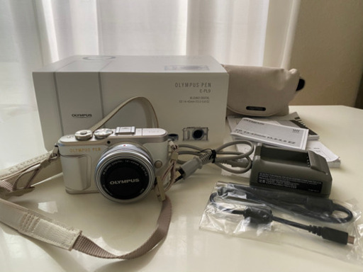 【美品】OLYMPUS PEN E-PL9 ミラーレス一眼レフ カメラ