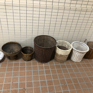 11.木製カゴ7点セット(プランターカバー等)の画像