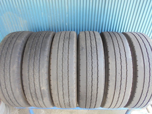 ブリヂストン DURAVIS R205 205/70R17.5 115/113L LT　6本 8～9分溝2本と7～8分溝4本