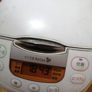 【お値下げしました】炊飯器5.5   早期お取引希望の画像