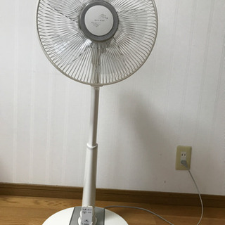 扇風機 SANYO キレイ❗️リモコン付きの画像