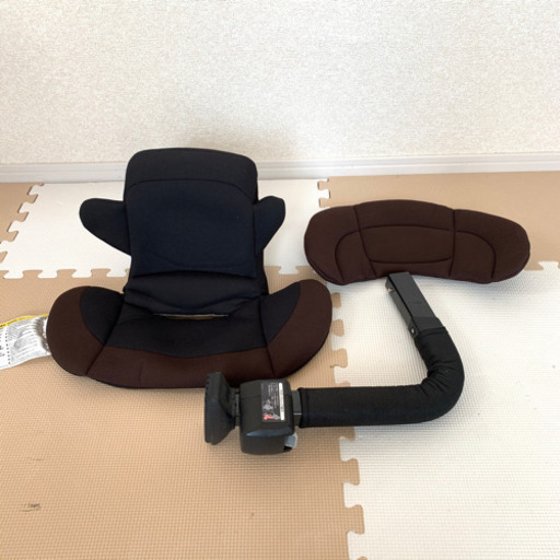 チャイルドシート　ネセルターン　360度回転　リクライニング　美品