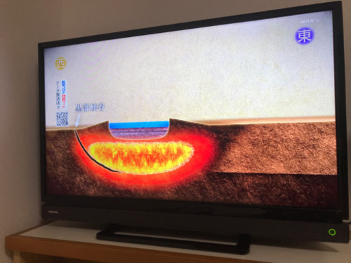 東芝　32インチテレビ