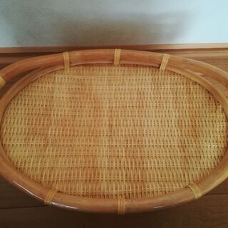 籐のトレー