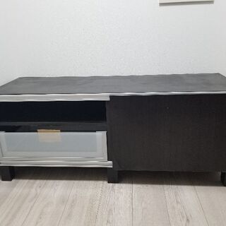IKEAテレビ台(引き出し、スライド扉つき/組み立て済)