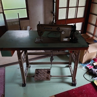 差し上げます！取りに来て下さい。工業用ミシン