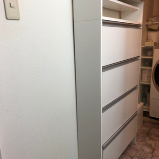 【希望者様と調整中】日本製　薄型サニタリーラック　フラップ式の画像