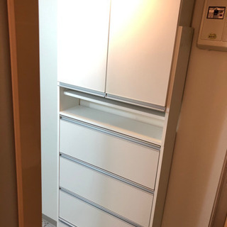 【希望者様と調整中】日本製　薄型サニタリーラック　フラップ式