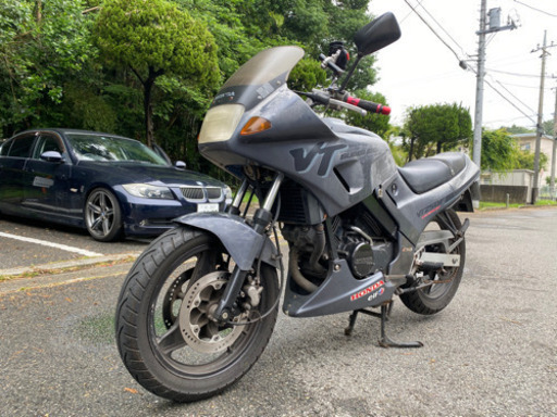 ホンダ　VT250F