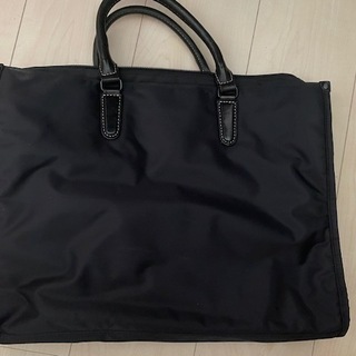 ビジネスバッグの画像