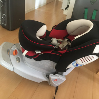 【最終受付】アップリカ　360度回転リクライニング付きチャイルド...