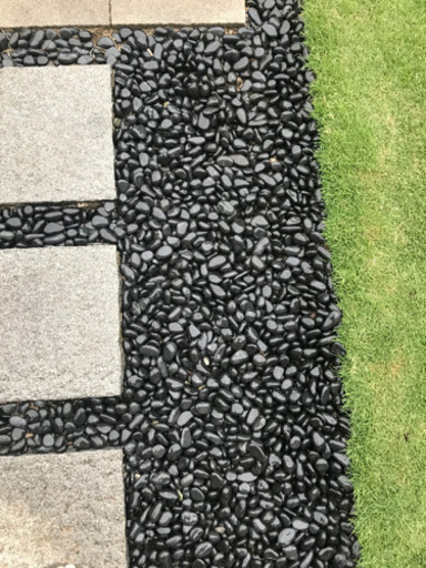 黒玉石　庭石