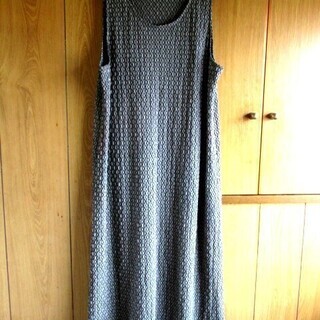 ワンピース 半袖 グレー M~Lぐらい 難あり