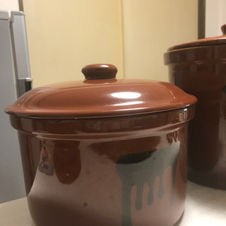 【取引中】常滑焼き　漬物容器　蓋付の画像