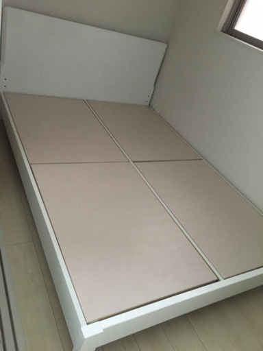 美品セミダブルベッド　