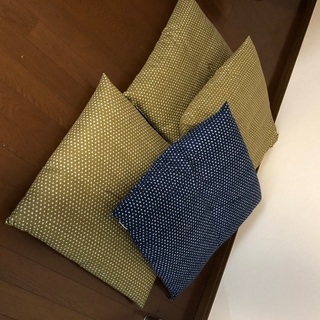 座布団4枚