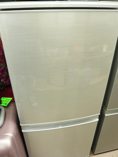 西岡店 冷蔵庫 137L 2017年製 2ドア シャープ SHARP シルバー 100Lクラス SJ-D14C-S