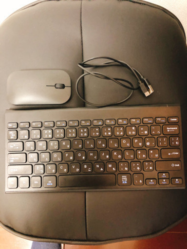 ワイヤレスキーボードマウスセット