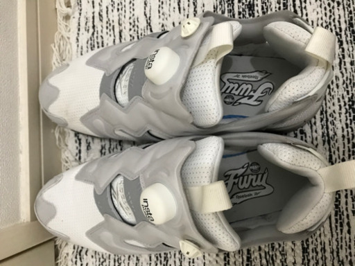Reebokポンプフューリー 