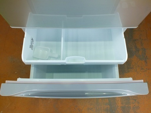 【苫小牧バナナ】2015年製 東芝/TOSHIBA 340L 冷蔵庫 右開き GR-H34DY(S) ホワイト系 家族向け 清掃済み