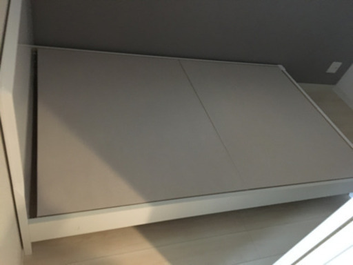 美品セミダブルベッド　フレーム　マットレスセット