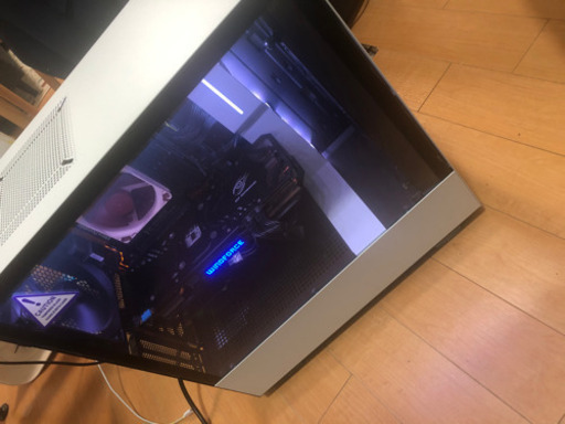 ゲーミングRGBデスクトップ