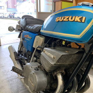 GT380外装(タンク.サイドカバー)の画像