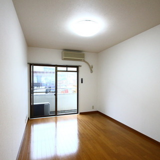 🉐初期費用３万円🙂新宿まで30分🏠バストイレ別で家賃39000円❤️京王線聖蹟桜ヶ丘駅徒歩18分😸６・７月分の家賃無料！ - 多摩市