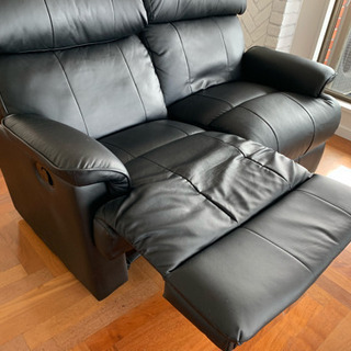★レザーリクライニングチェア フットレスト一体型★3人がけ★映画★ホームシアター★Black leather reclining chairsの画像