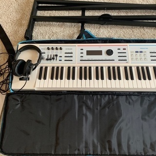 Roland JUNO-DS61 ホワイト
