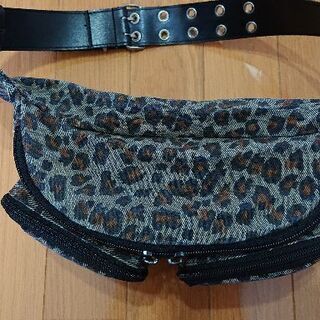 バック  ボディ&ウエストバック 値下げの画像