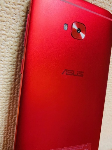 美品＊ASUS SIMフリー◆ZenFone 4 Selfie Pro◆”ZD552KL クラシックレッド