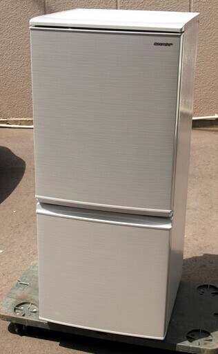 ⑱【6ヶ月保証付】19年製 シャープ 137L 2ドア 冷凍冷蔵庫 SJ-D14E シルバー