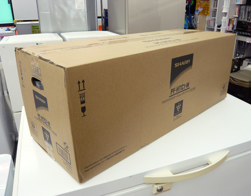 新品 シャープ プラズマクラスタースリムイオンファン PF-HTC1-Ｗ ホワイト 床面浄化モード 扇風機 タワーファン 札幌 西岡店